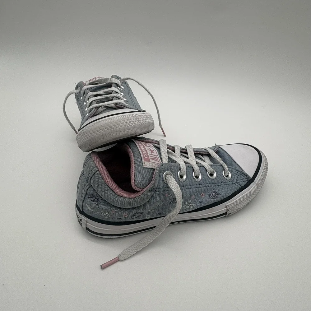 Converse All Star Shoes Kids Size 1 Gray Floral Low Top Canvas Lined Sneakers